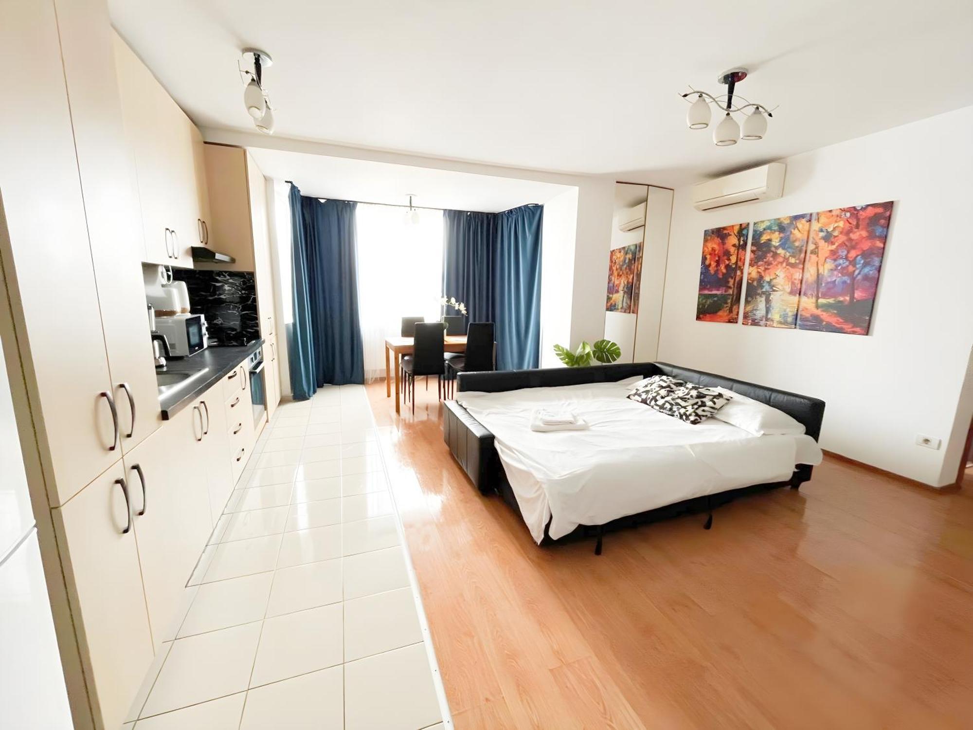 Enchanting Retreat - Historic Old Town - Pet-Friendly Haven - Steps From Unirii بوخارست المظهر الخارجي الصورة